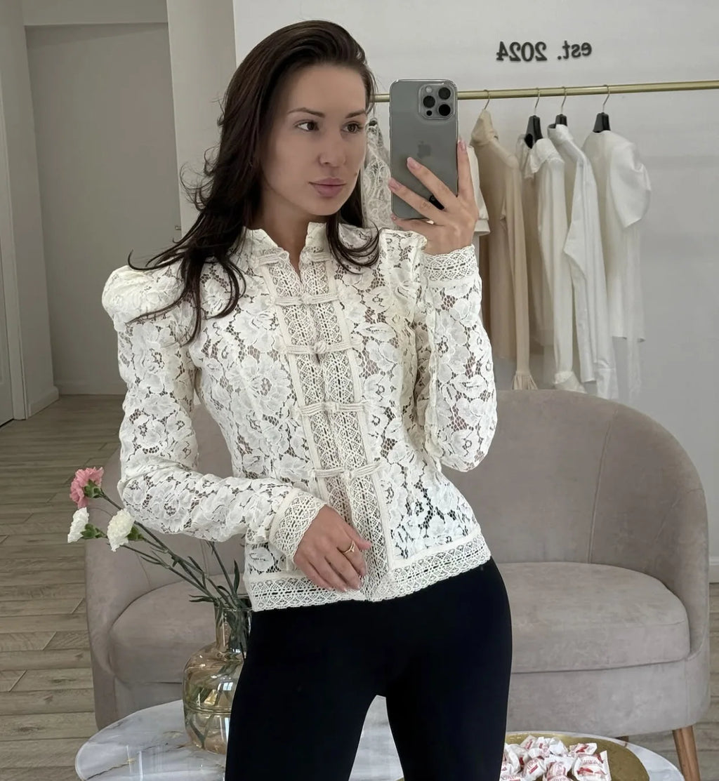 FONTAINE LACE BLOUSE