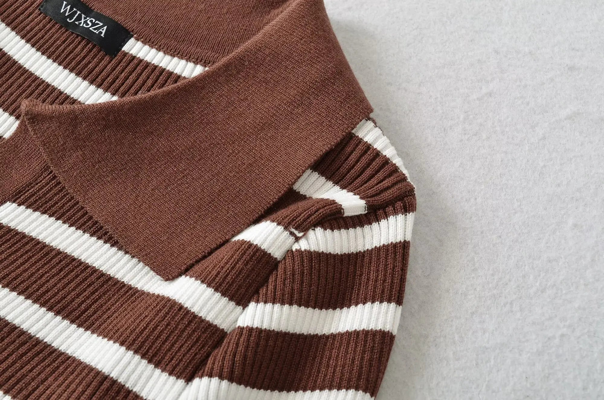 JOLIE KNITTED SWEATER