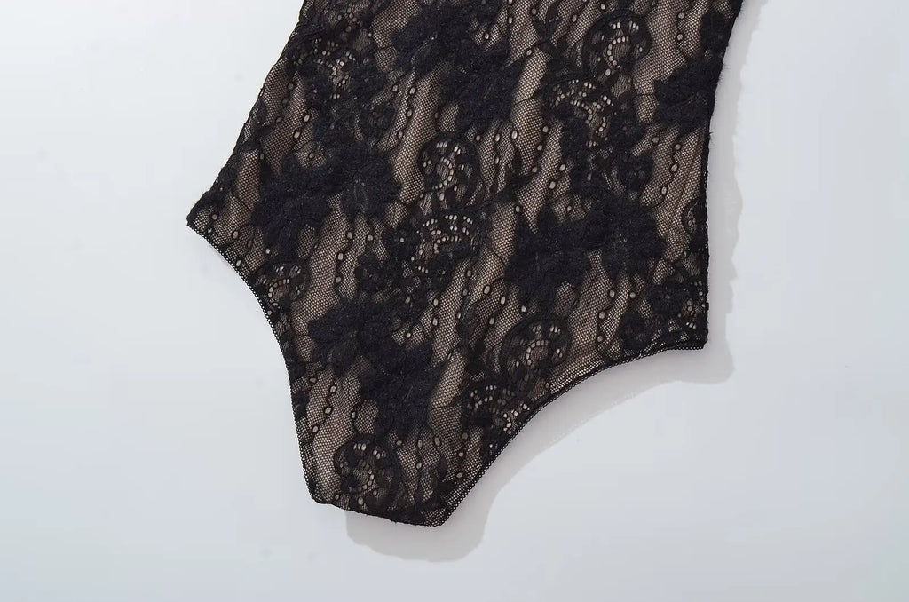 AMINA LACE BODYSUIT