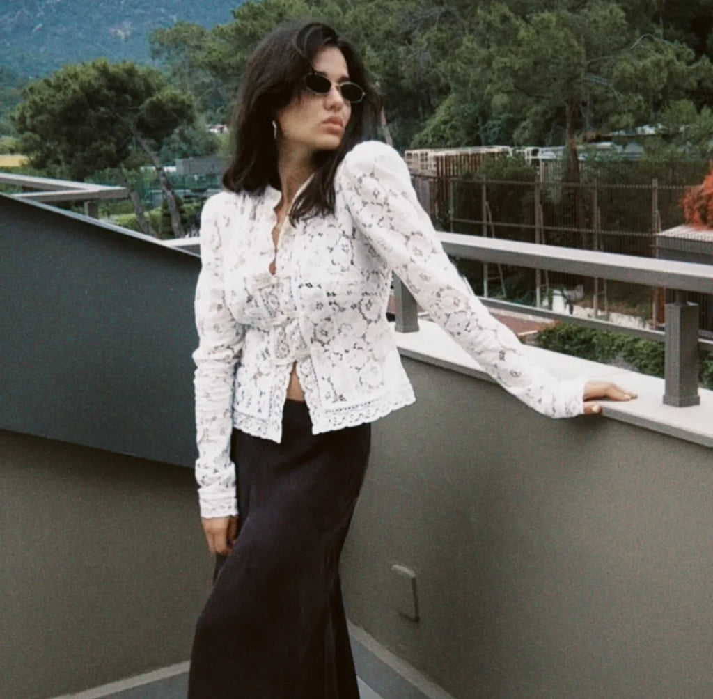 FONTAINE LACE BLOUSE