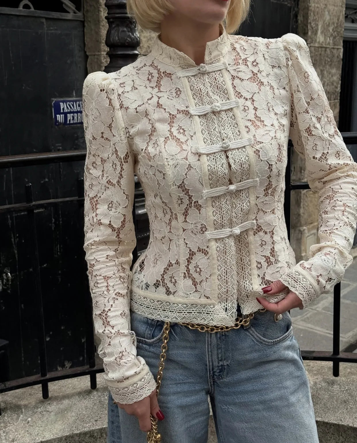 FONTAINE LACE BLOUSE
