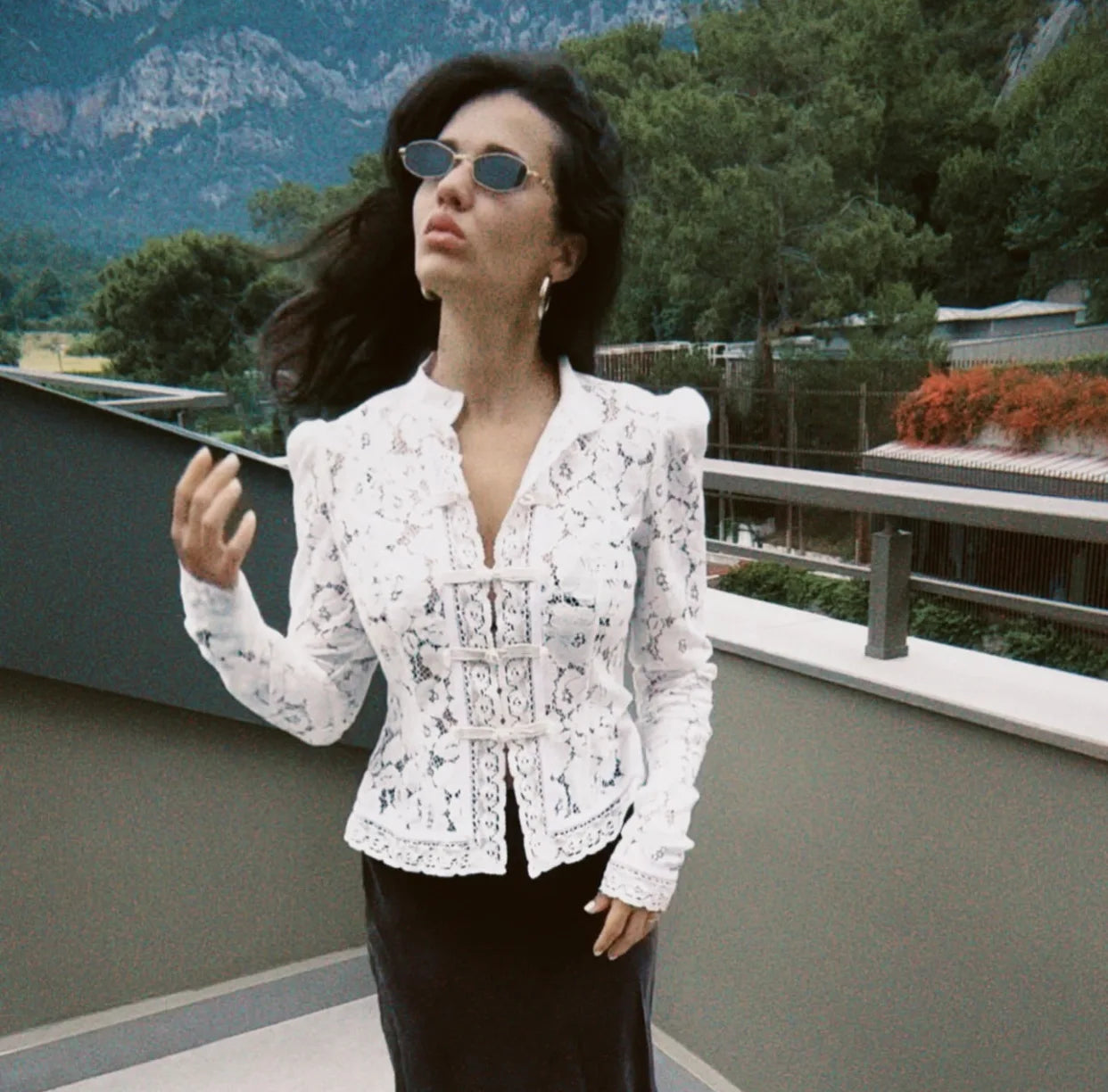 FONTAINE LACE BLOUSE