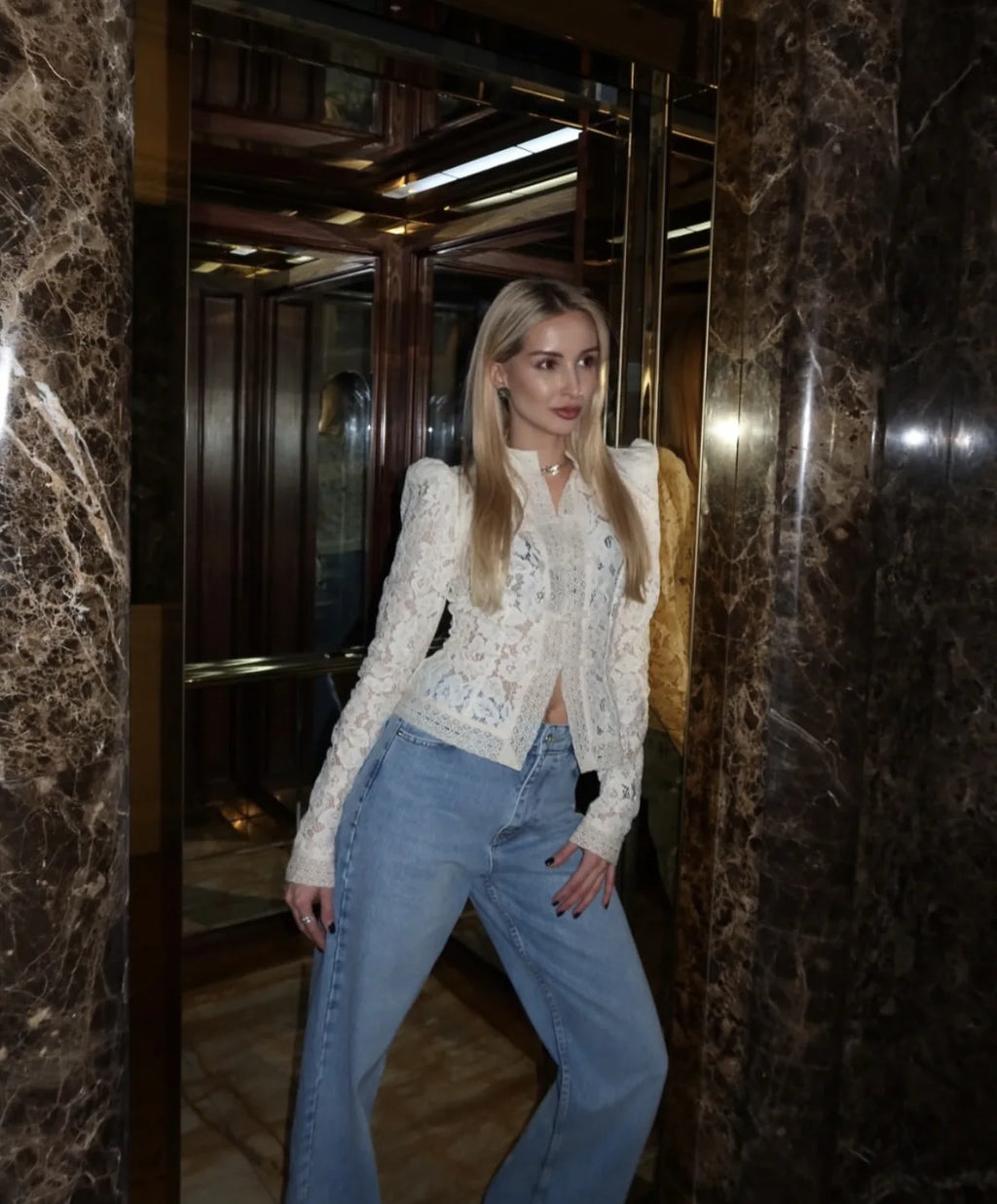 FONTAINE LACE BLOUSE