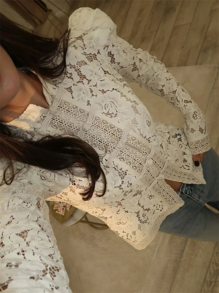 FONTAINE LACE BLOUSE