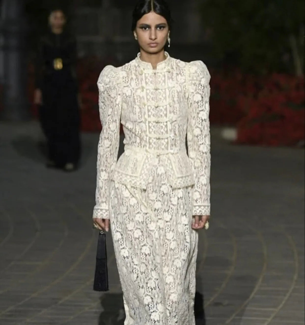 FONTAINE LACE BLOUSE